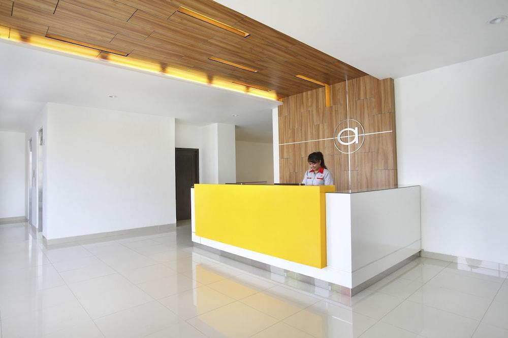 Amaris Hotel Dr. Susilo Grogol Jacarta Exterior foto